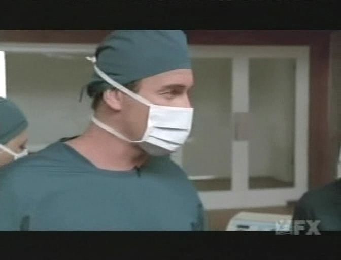 Charmed-Online-dot-NL-NipTuck5x06-0821.jpg
