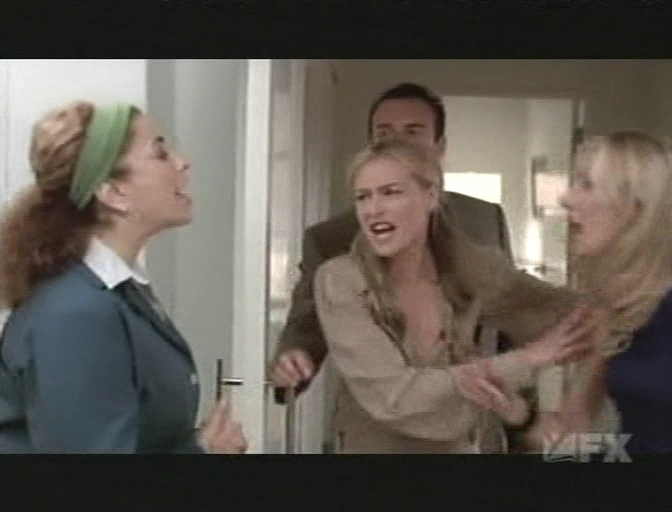 Charmed-Online-dot-NL-NipTuck5x06-1416.jpg
