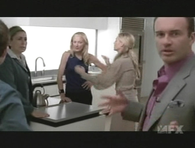 Charmed-Online-dot-NL-NipTuck5x06-1649.jpg