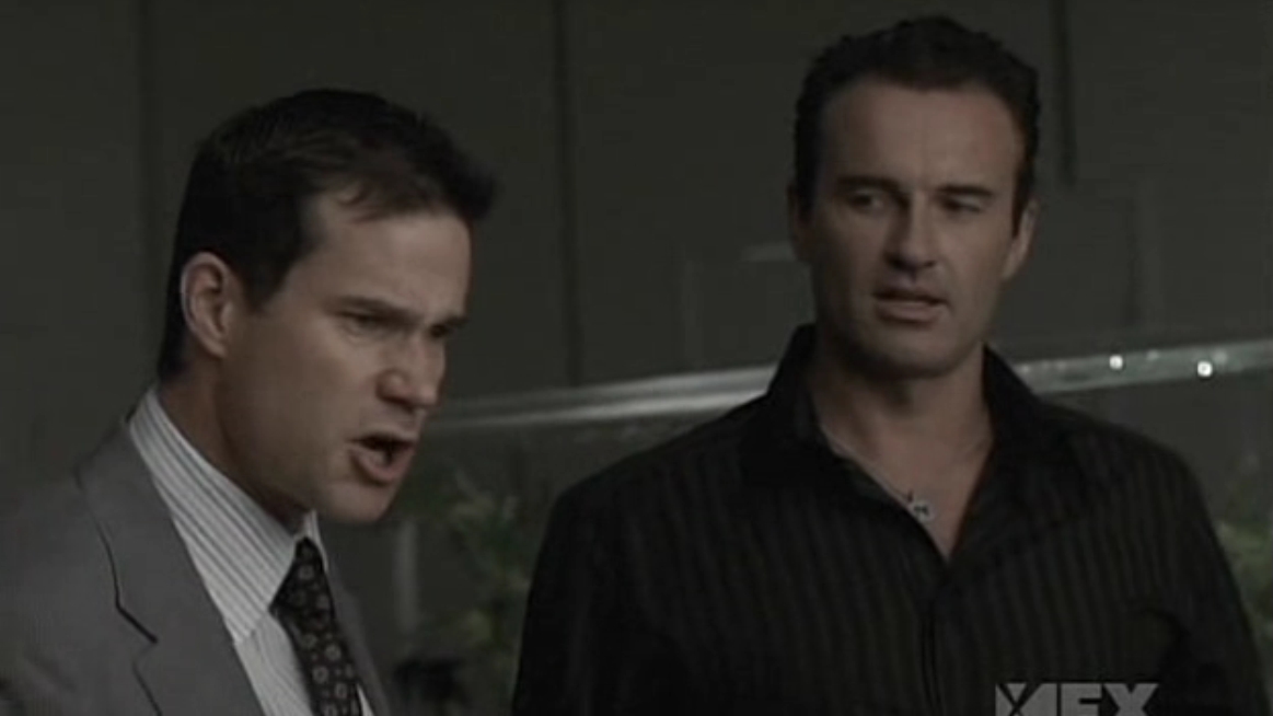 Charmed-Online-dot-NL-NipTuck5x07-0201.jpg