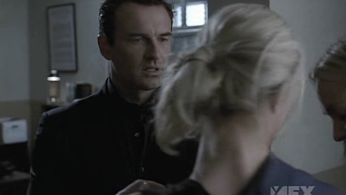 Charmed-Online-dot-NL-NipTuck5x07-1049.jpg