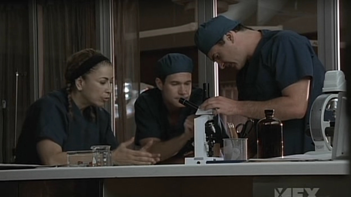 Charmed-Online-dot-NL-NipTuck5x07-1312.jpg