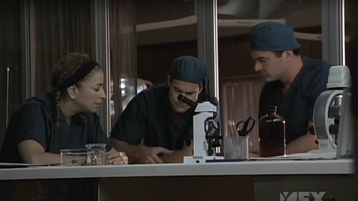 Charmed-Online-dot-NL-NipTuck5x07-1321.jpg