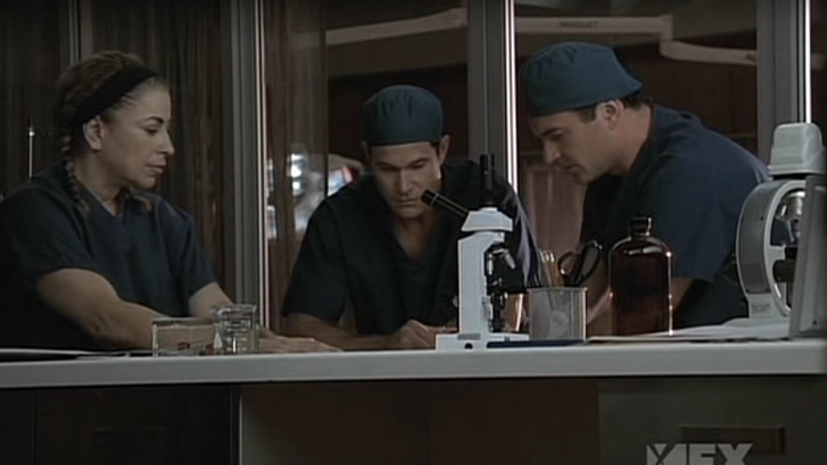 Charmed-Online-dot-NL-NipTuck5x07-1326.jpg