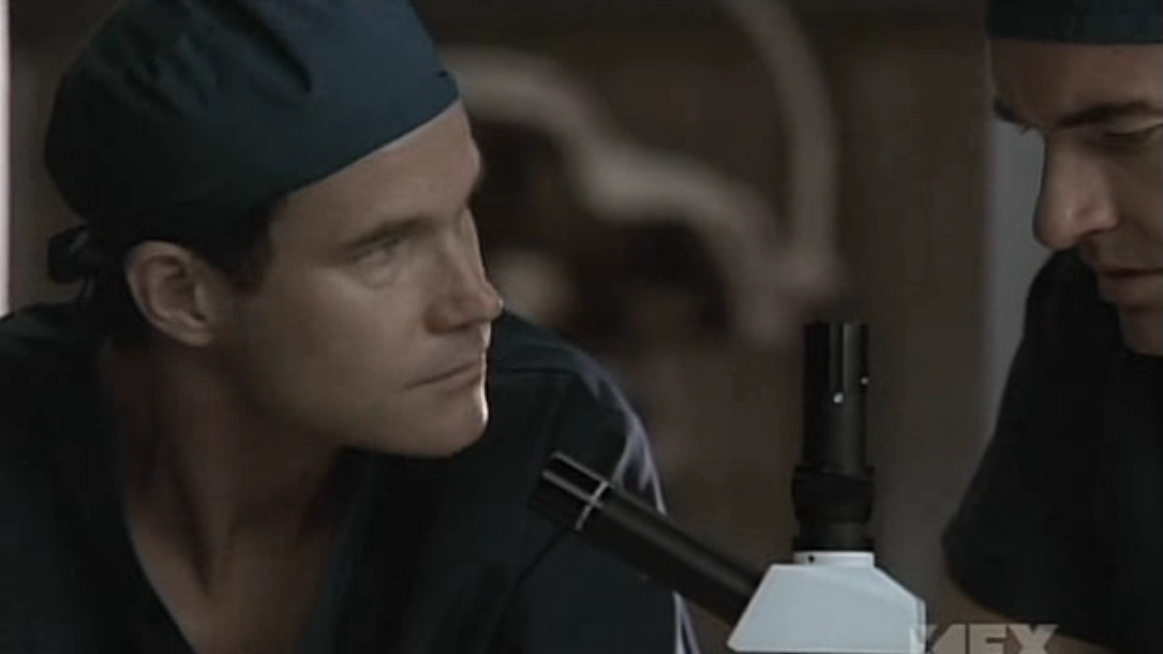 Charmed-Online-dot-NL-NipTuck5x07-1327.jpg