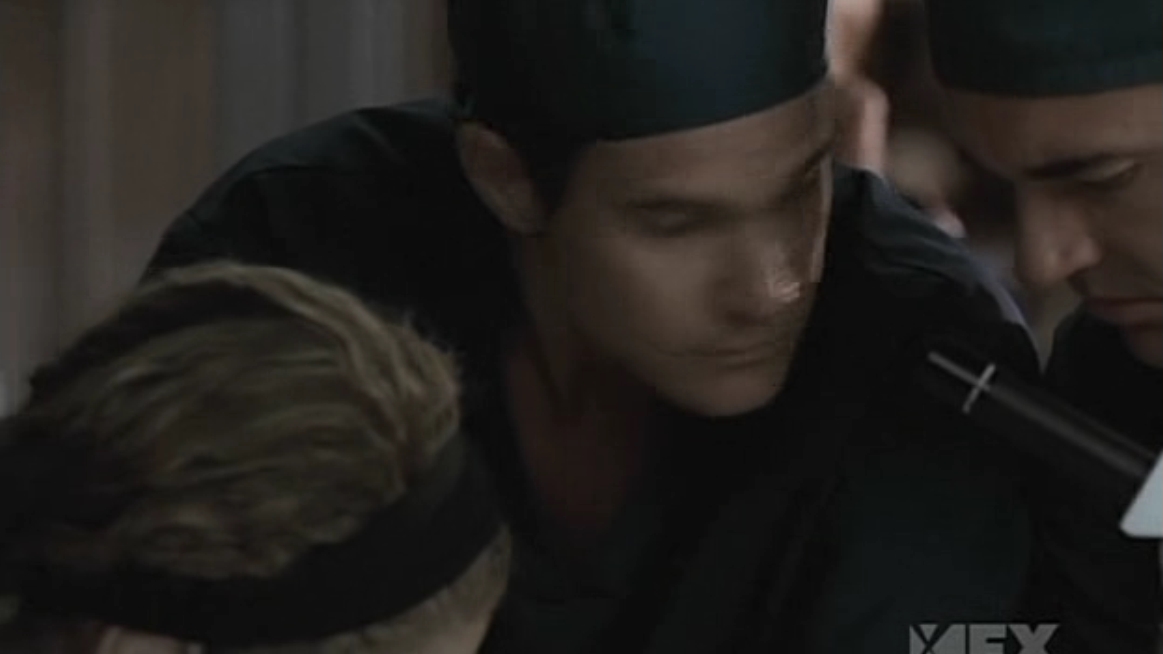 Charmed-Online-dot-NL-NipTuck5x07-1332.jpg