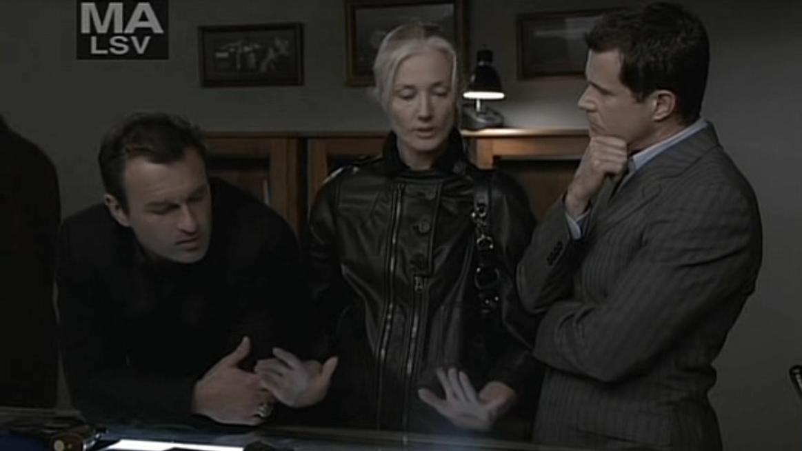 Charmed-Online-dot-NL-NipTuck5x07-1351.jpg