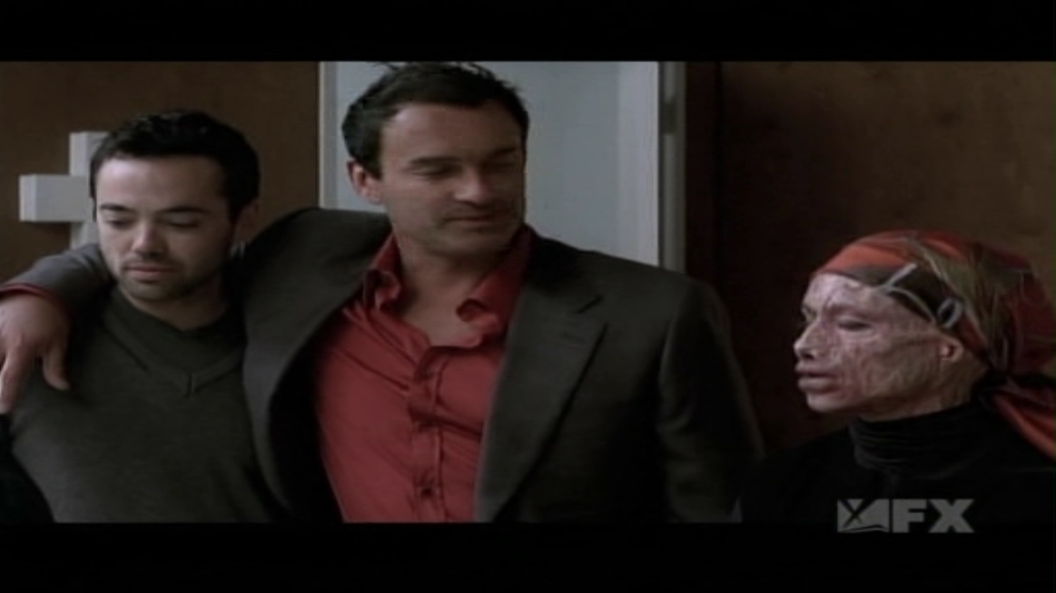 Charmed-Online-dot-NL-NipTuck5x09-0104.jpg