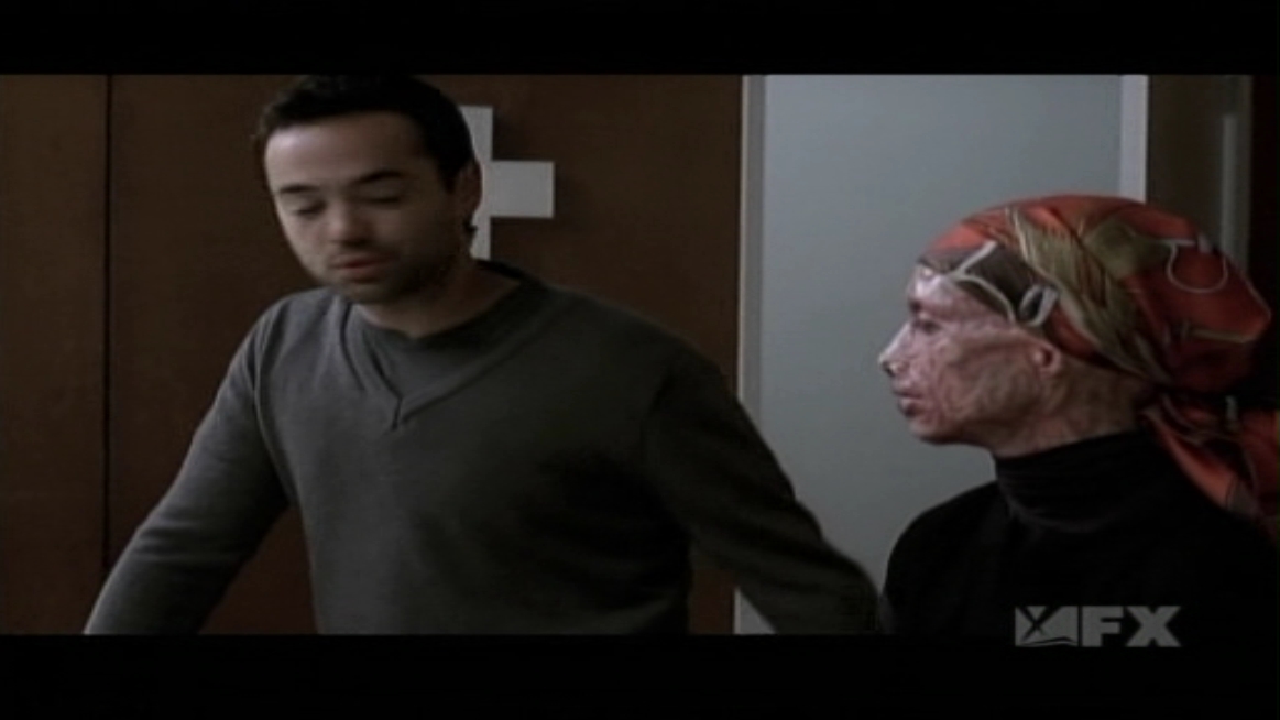 Charmed-Online-dot-NL-NipTuck5x09-0114.jpg