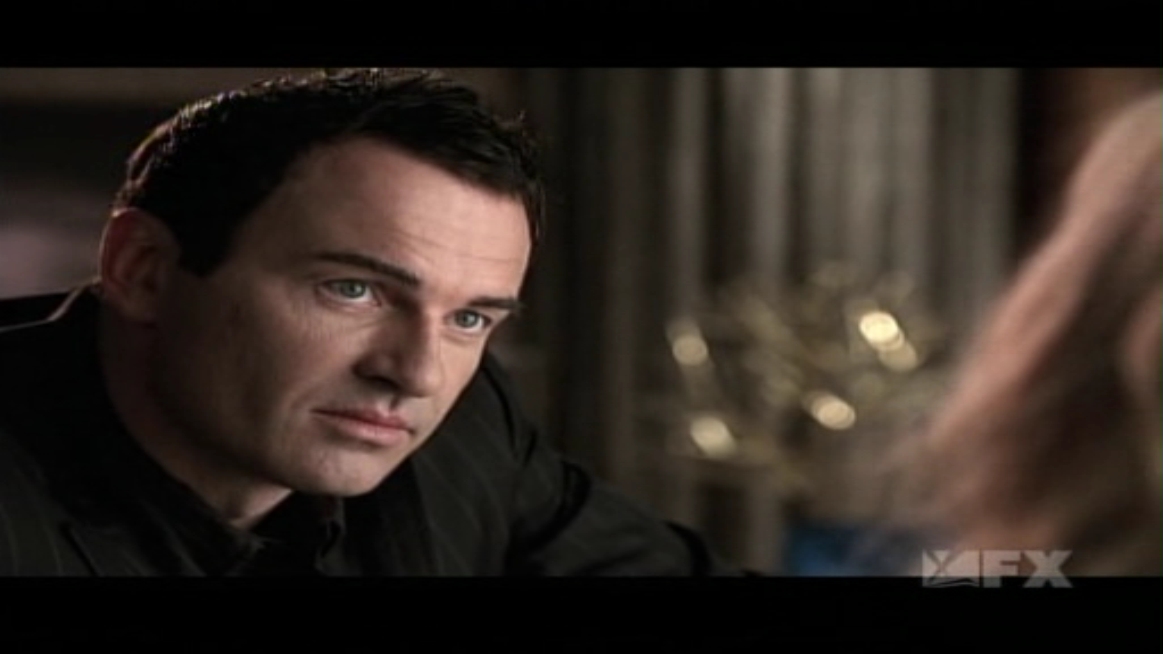 Charmed-Online-dot-NL-NipTuck5x09-0564.jpg