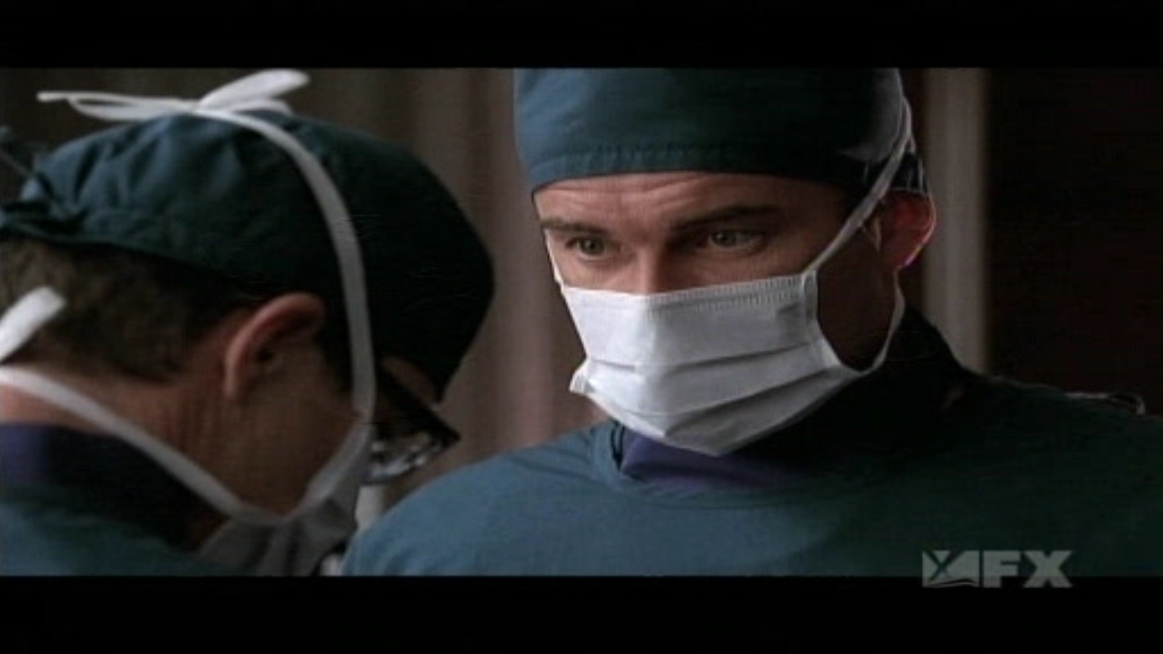 Charmed-Online-dot-NL-NipTuck5x09-0994.jpg