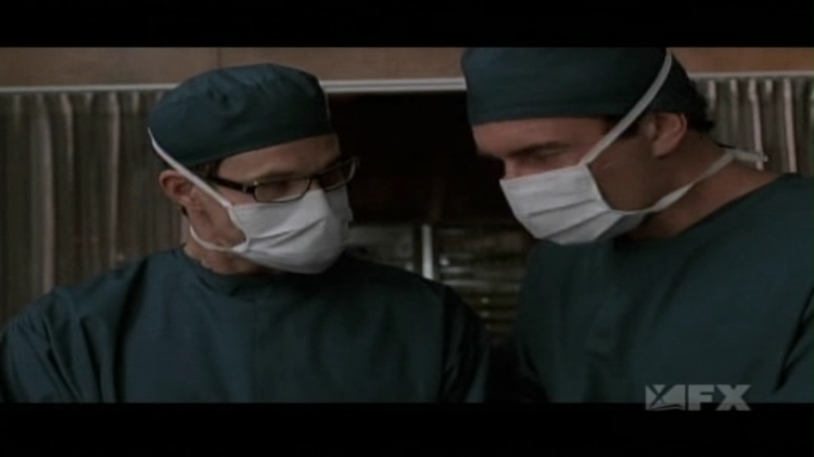 Charmed-Online-dot-NL-NipTuck5x09-2420.jpg