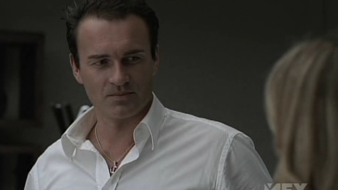 Charmed-Online-dot-NL-NipTuck5x10-0624.jpg