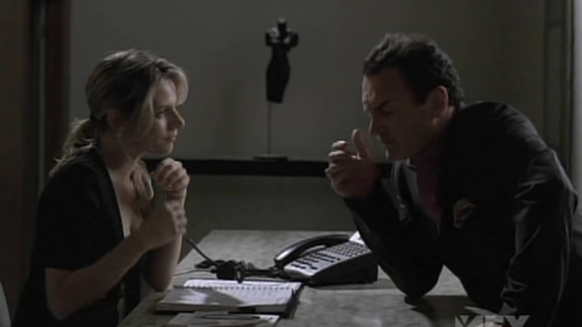 Charmed-Online-dot-NL-NipTuck5x10-1839.jpg Charmed-Online-dot-NL-NipTuck5x10-1839.jpg