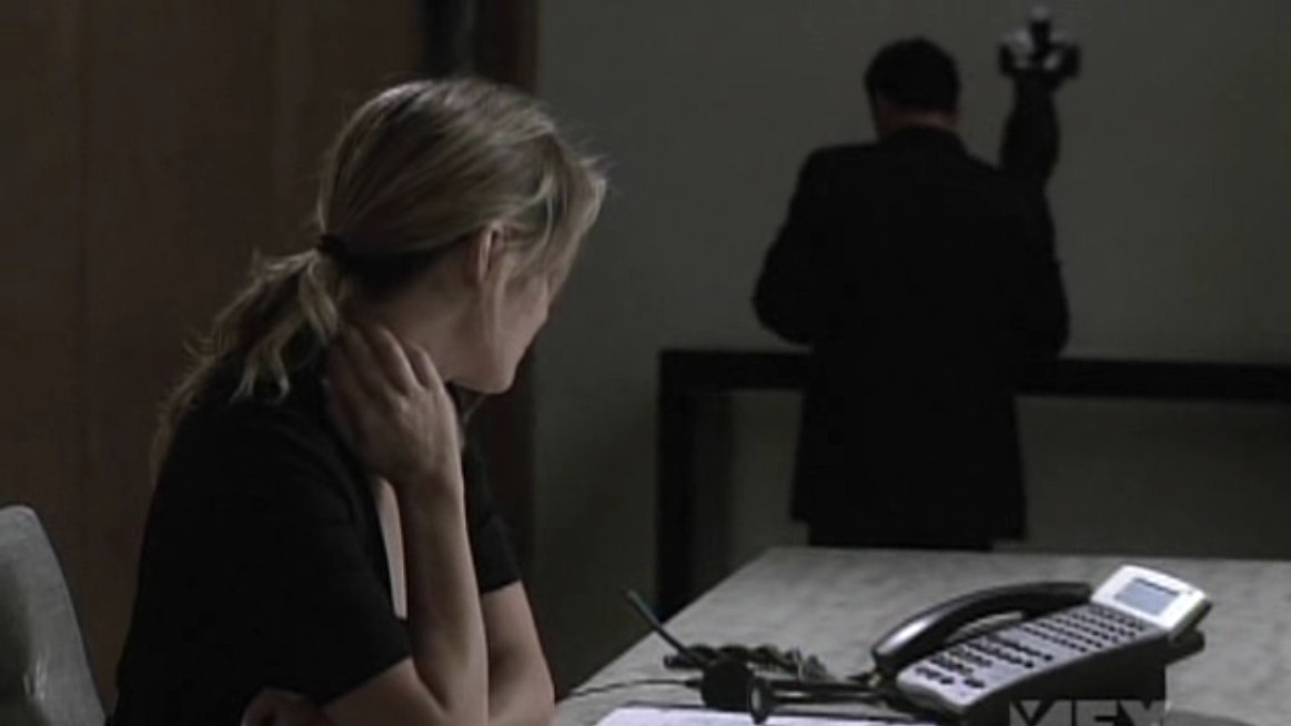 Charmed-Online-dot-NL-NipTuck5x10-1850.jpg Charmed-Online-dot-NL-NipTuck5x10-1850.jpg