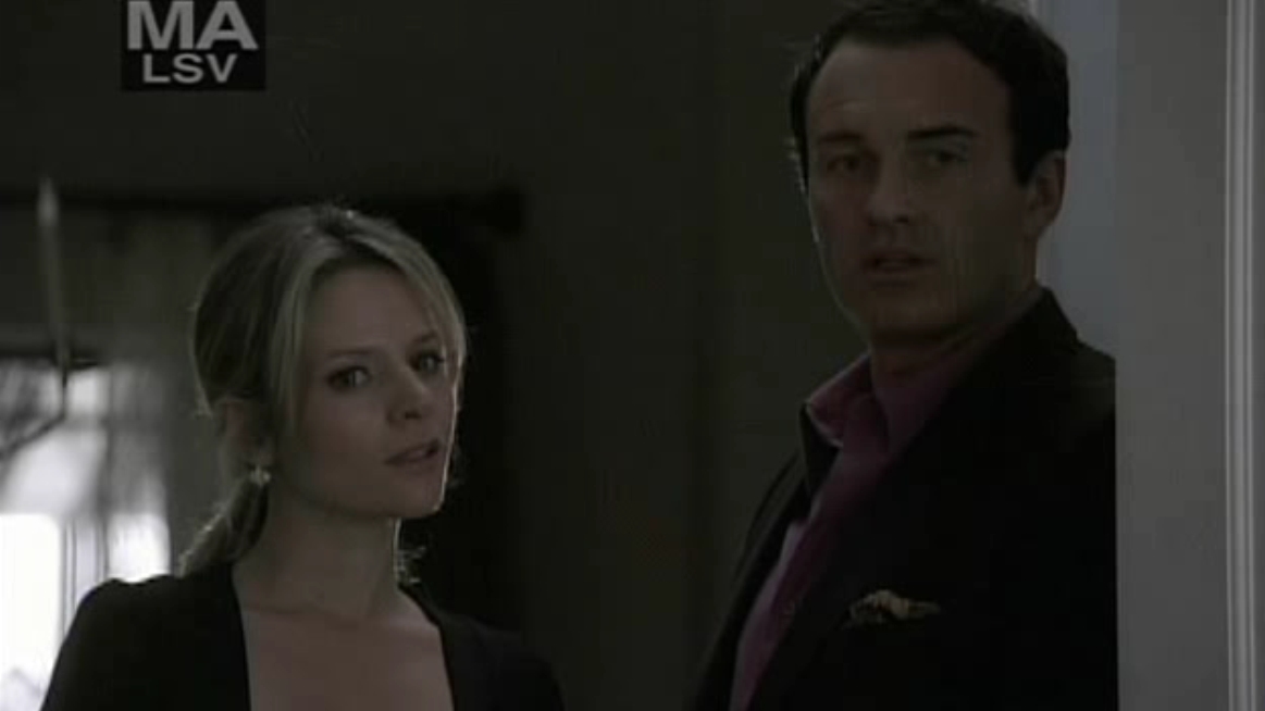 Charmed-Online-dot-NL-NipTuck5x10-2015.jpg