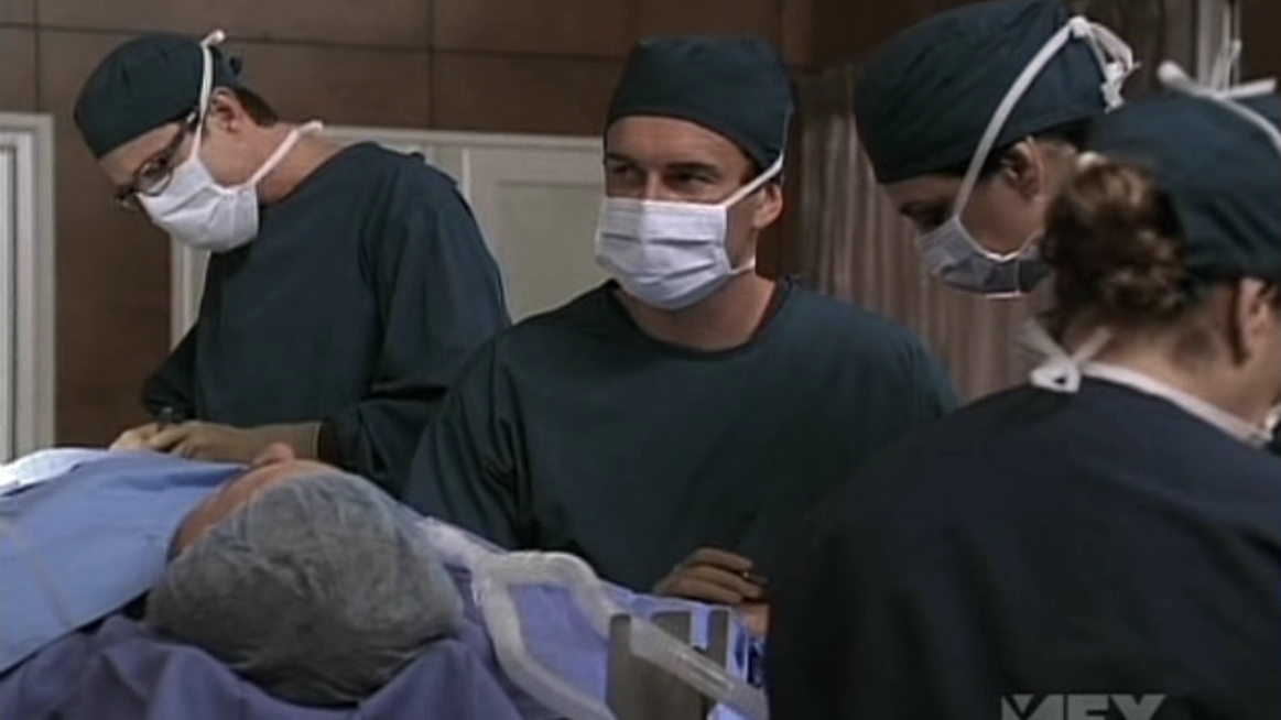 Charmed-Online-dot-NL-NipTuck5x11-0320.jpg Charmed-Online-dot-NL-NipTuck5x11-0320.jpg