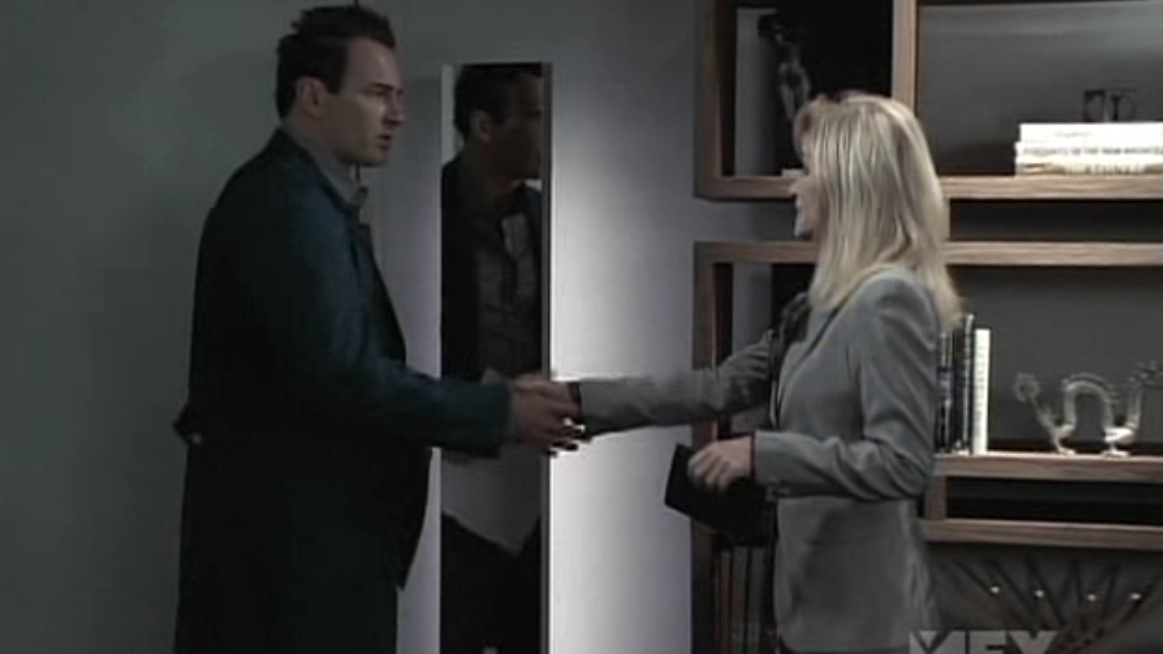Charmed-Online-dot-NL-NipTuck5x12-0137.jpg
