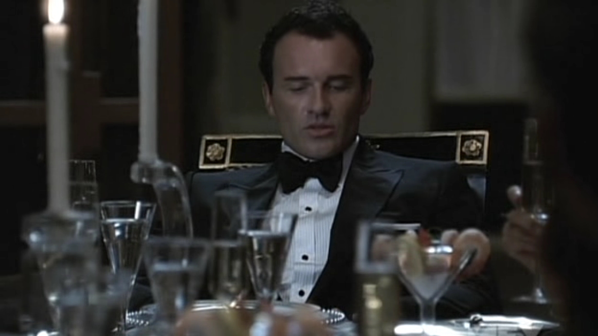 Charmed-Online-dot-NL-NipTuck5x12-0824.jpg