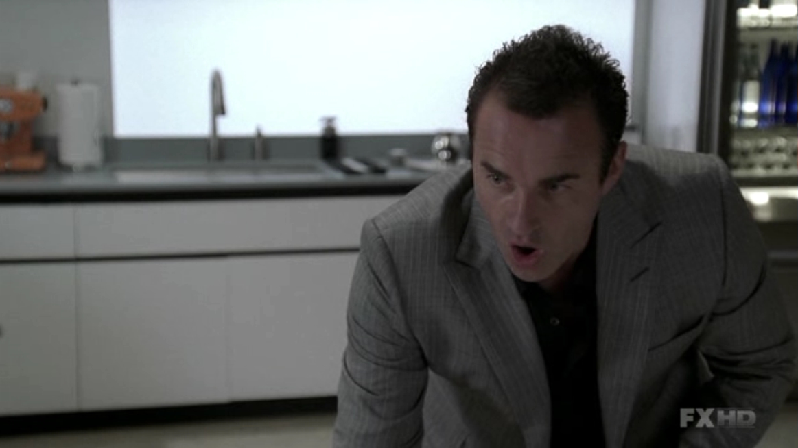Charmed-Online-dot-NL-NipTuck5x13-0075.jpg