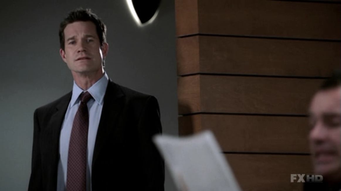 Charmed-Online-dot-NL-NipTuck5x13-0128.jpg