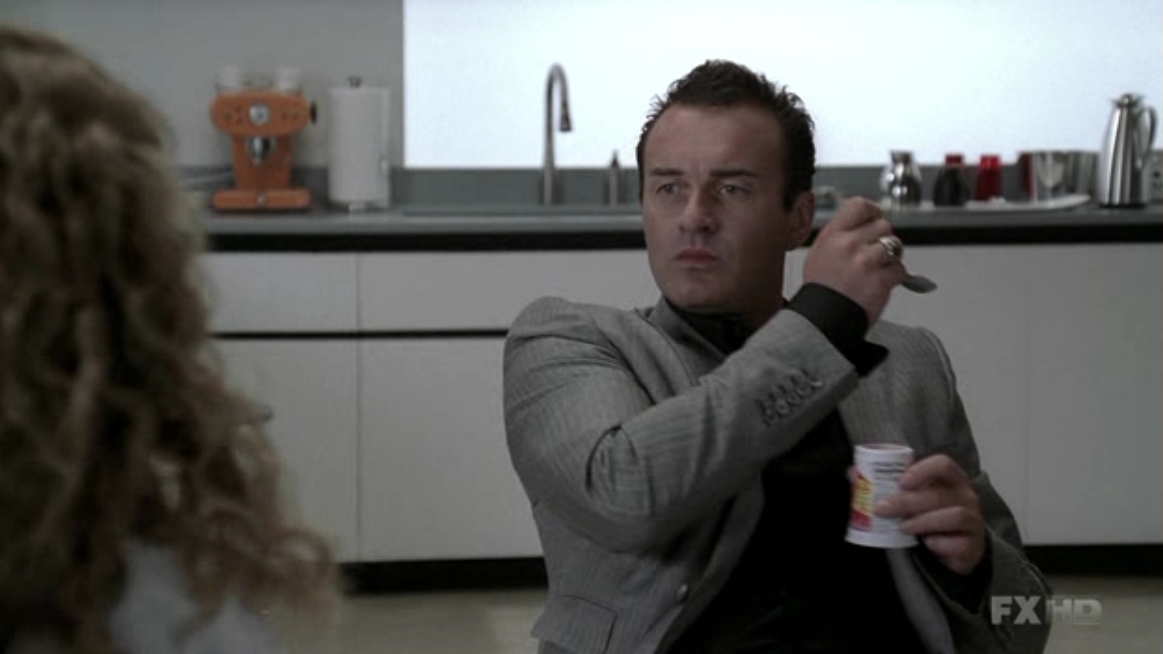 Charmed-Online-dot-NL-NipTuck5x13-0148.jpg
