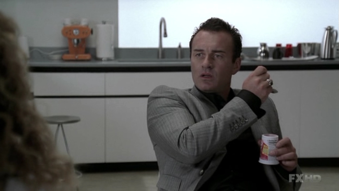 Charmed-Online-dot-NL-NipTuck5x13-0149.jpg