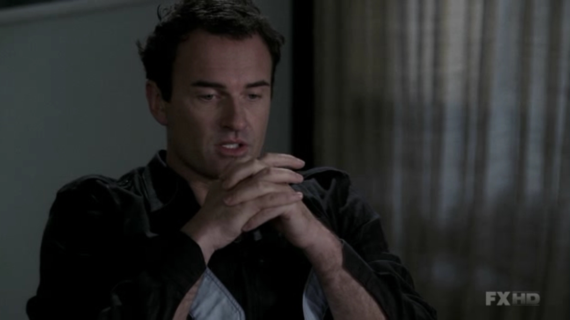 Charmed-Online-dot-NL-NipTuck5x13-0296.jpg