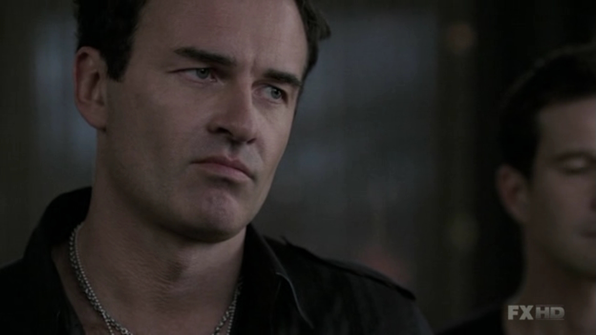 Charmed-Online-dot-NL-NipTuck5x13-0368.jpg