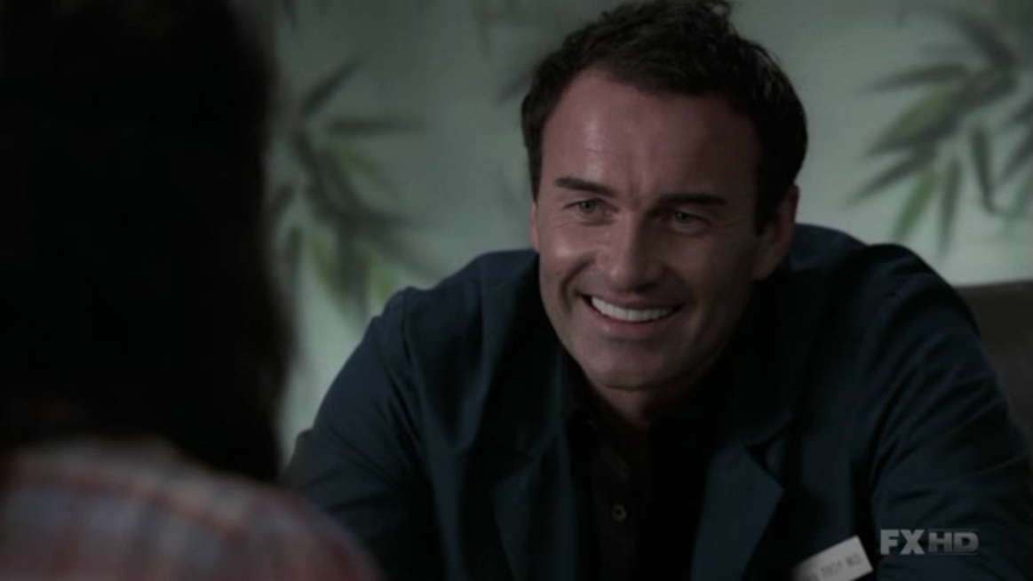 Charmed-Online-dot-NL-NipTuck5x13-0390.jpg