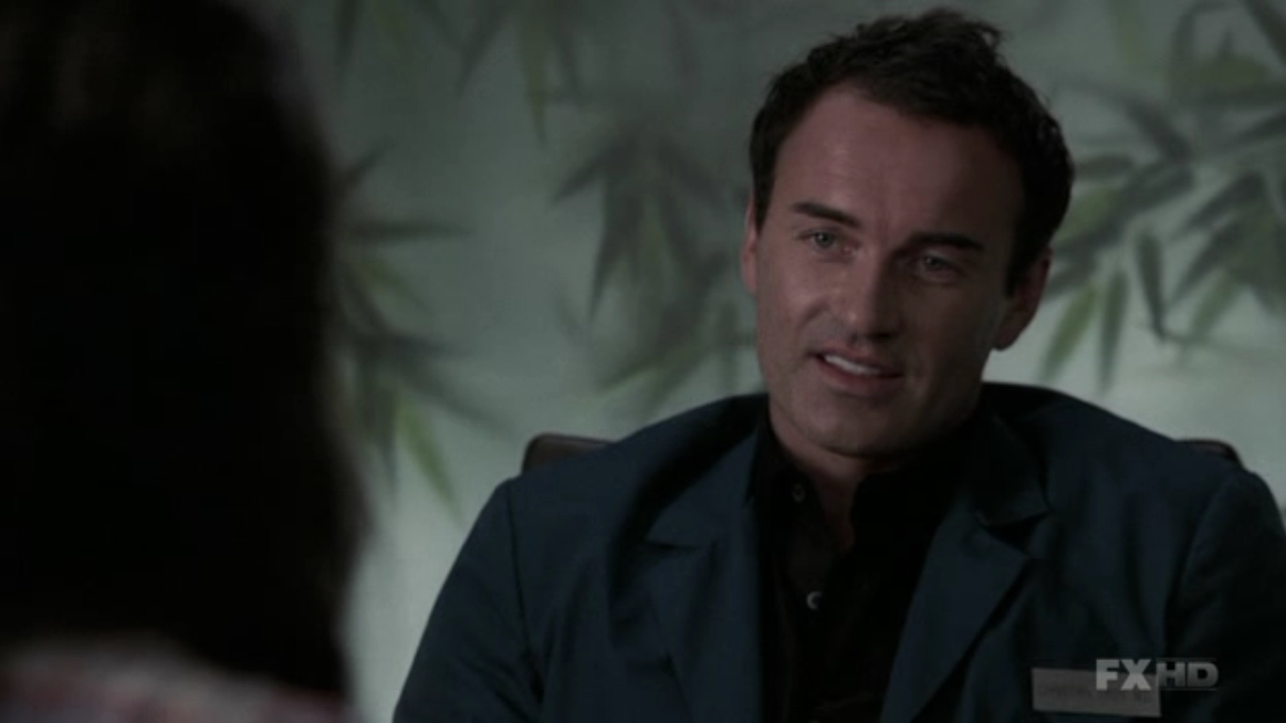 Charmed-Online-dot-NL-NipTuck5x13-0411.jpg