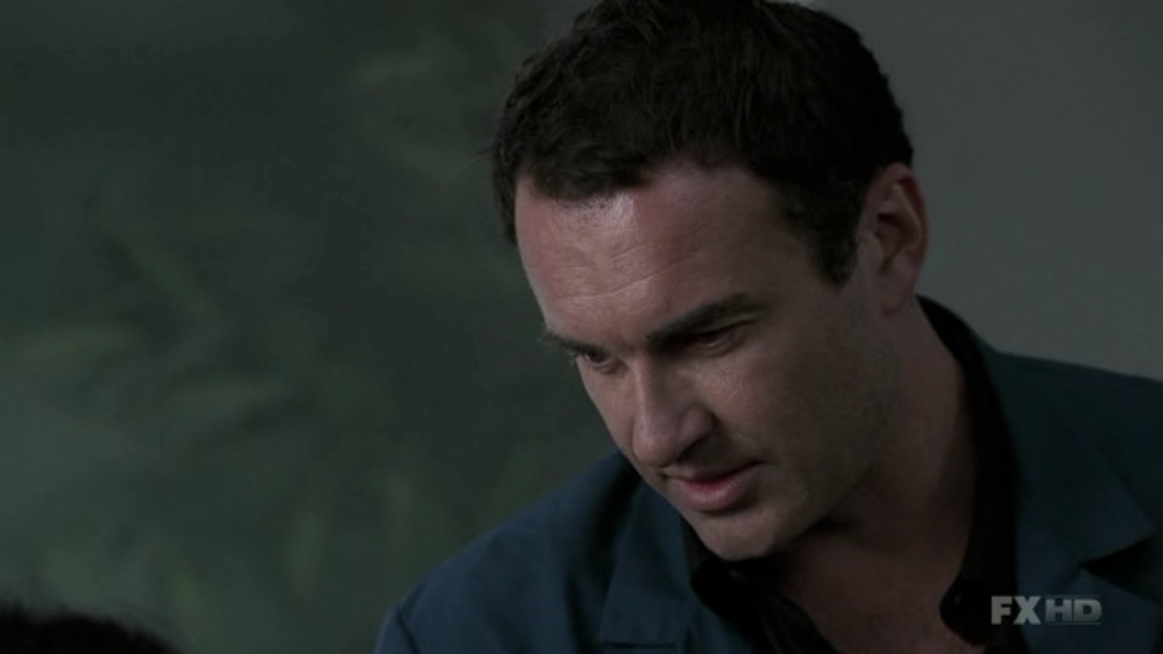 Charmed-Online-dot-NL-NipTuck5x13-0456.jpg