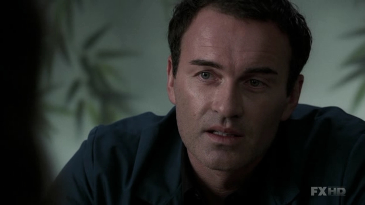 Charmed-Online-dot-NL-NipTuck5x13-0517.jpg