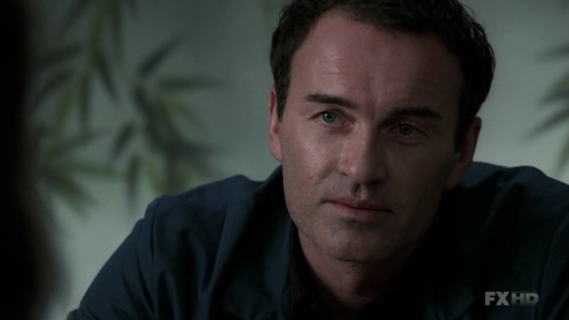 Charmed-Online-dot-NL-NipTuck5x13-0519.jpg