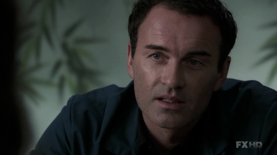 Charmed-Online-dot-NL-NipTuck5x13-0828.jpg