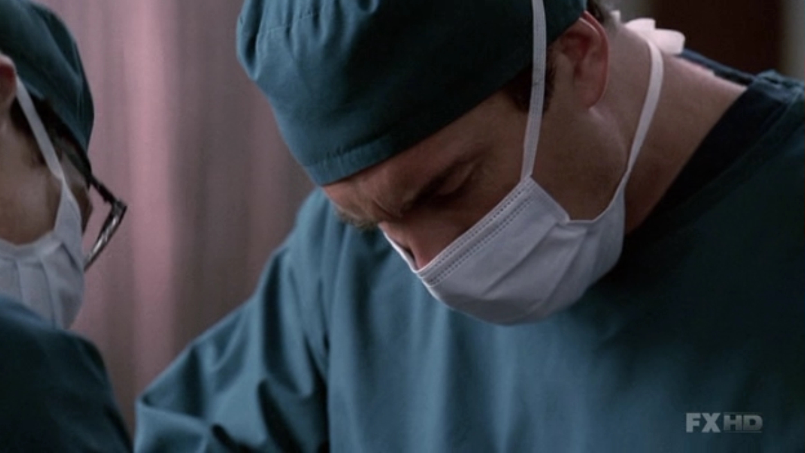 Charmed-Online-dot-NL-NipTuck5x14-0157.jpg