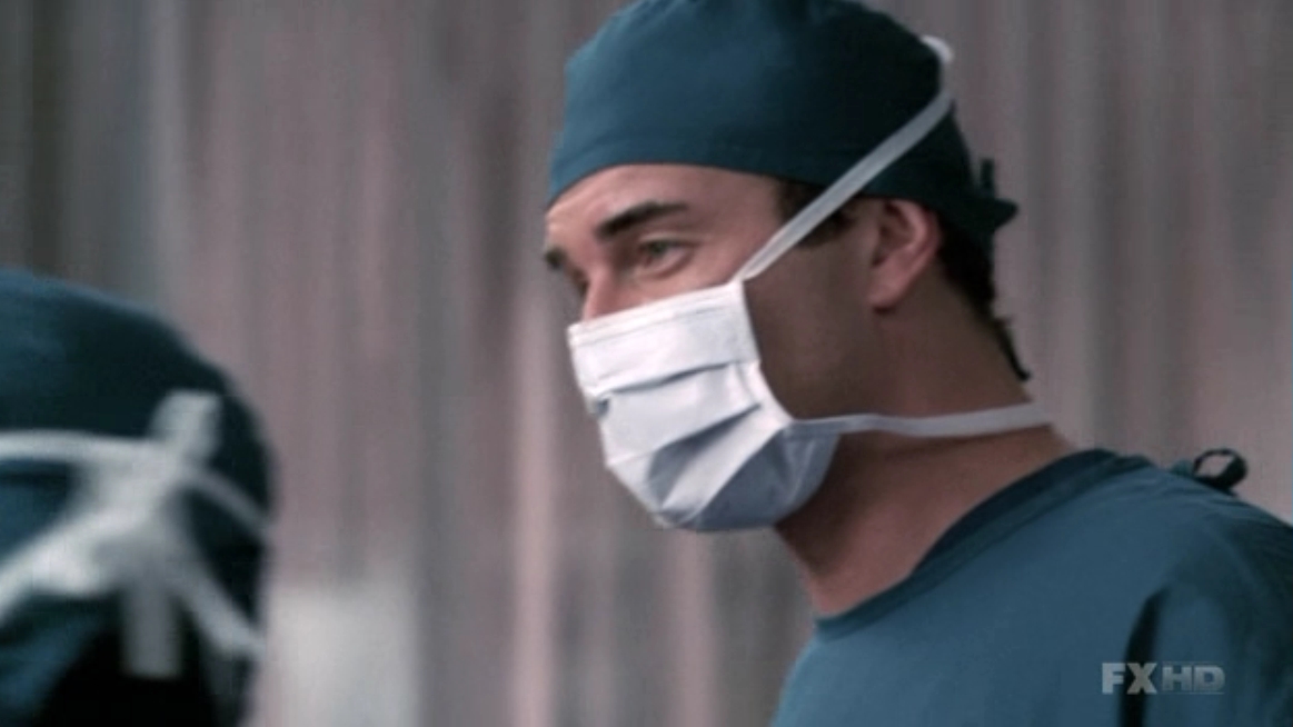 Charmed-Online-dot-NL-NipTuck5x14-0199.jpg