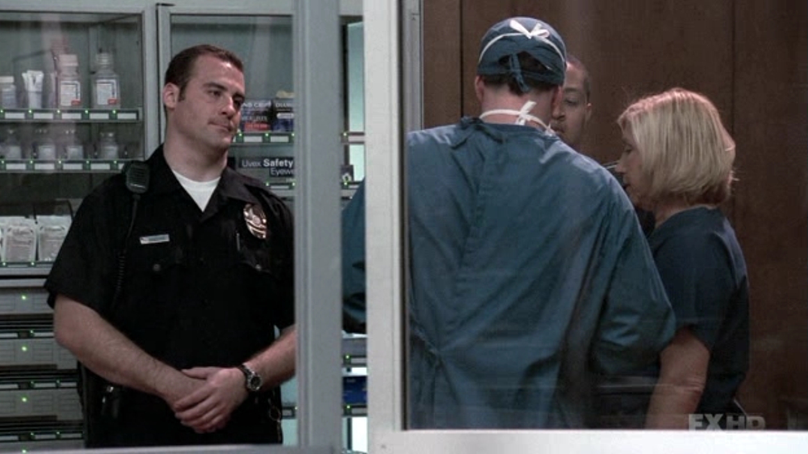 Charmed-Online-dot-NL-NipTuck5x14-0234.jpg