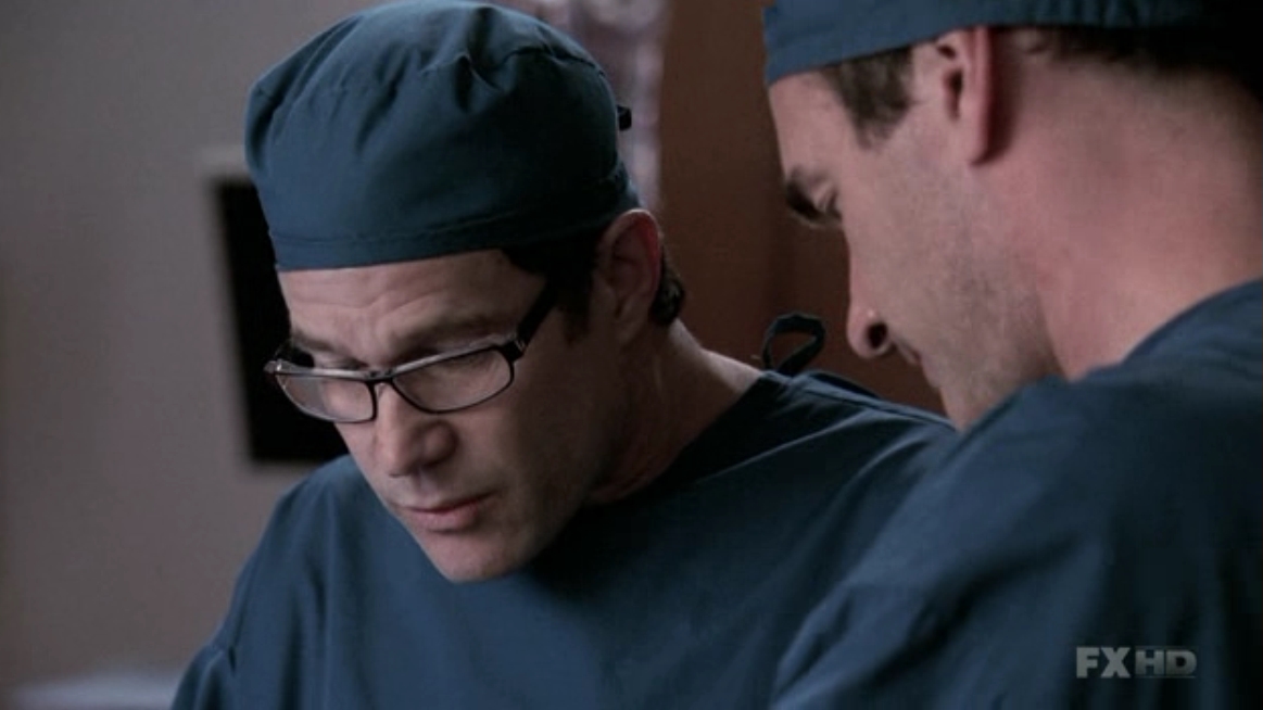 Charmed-Online-dot-NL-NipTuck5x14-1631.jpg