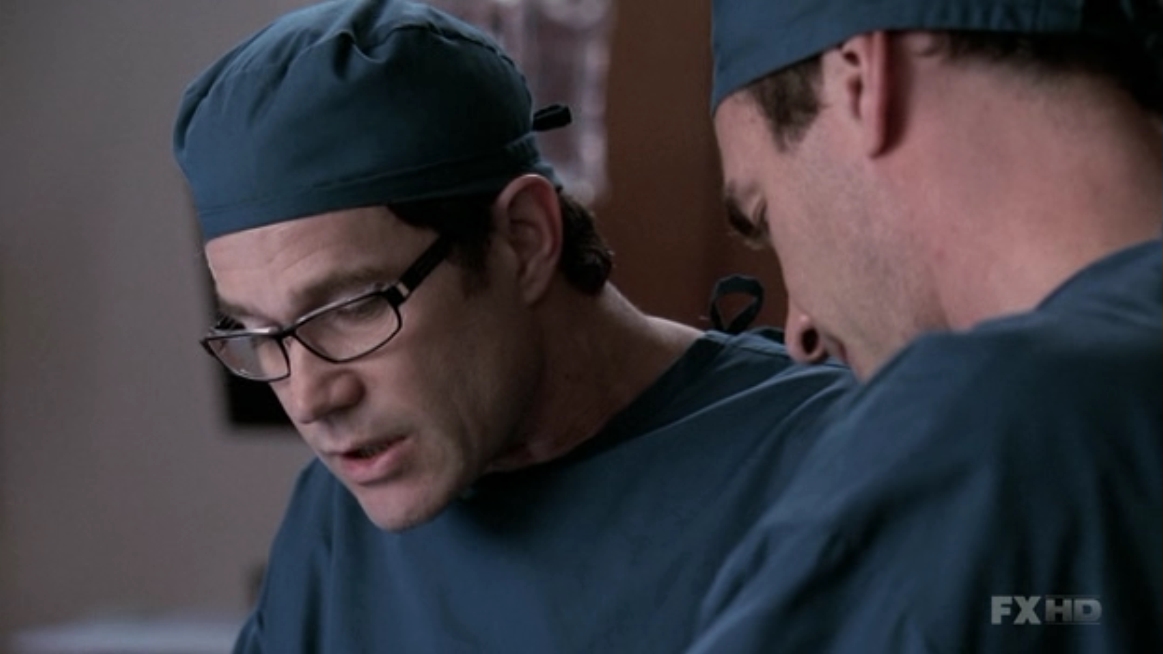 Charmed-Online-dot-NL-NipTuck5x14-1632.jpg