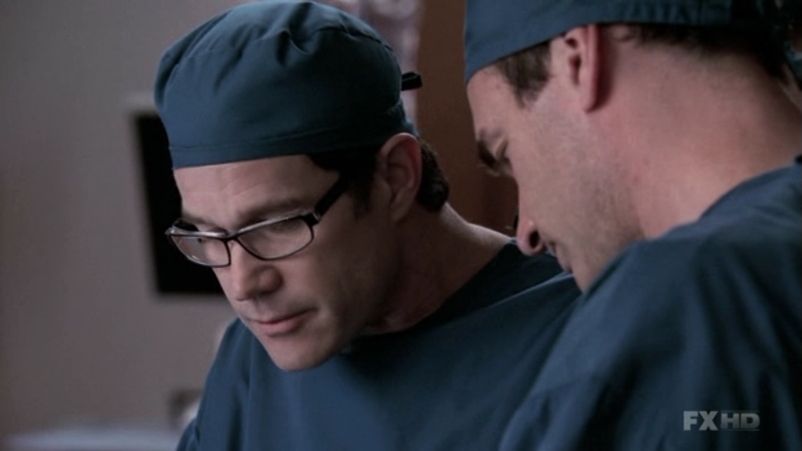 Charmed-Online-dot-NL-NipTuck5x14-1635.jpg