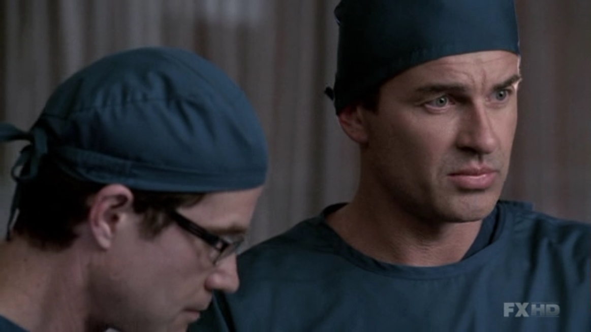 Charmed-Online-dot-NL-NipTuck5x14-1651.jpg