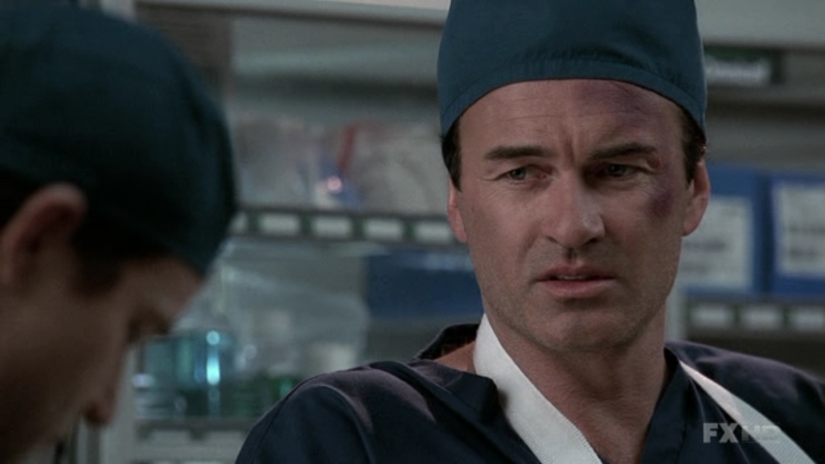 Charmed-Online-dot-NL-NipTuck5x14-2298.jpg