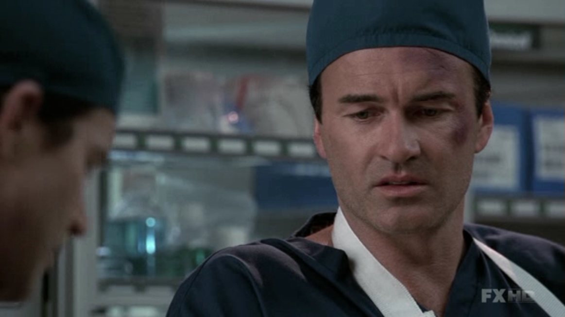 Charmed-Online-dot-NL-NipTuck5x14-2308.jpg