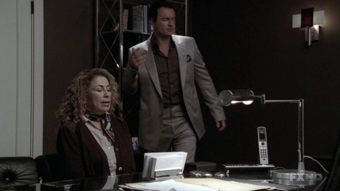 Charmed-Online-dot-NL-NipTuck5x15-1172.jpg