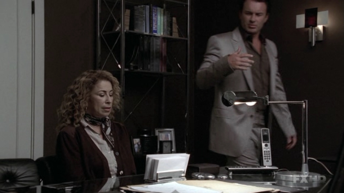 Charmed-Online-dot-NL-NipTuck5x15-1173.jpg Charmed-Online-dot-NL-NipTuck5x15-1173.jpg