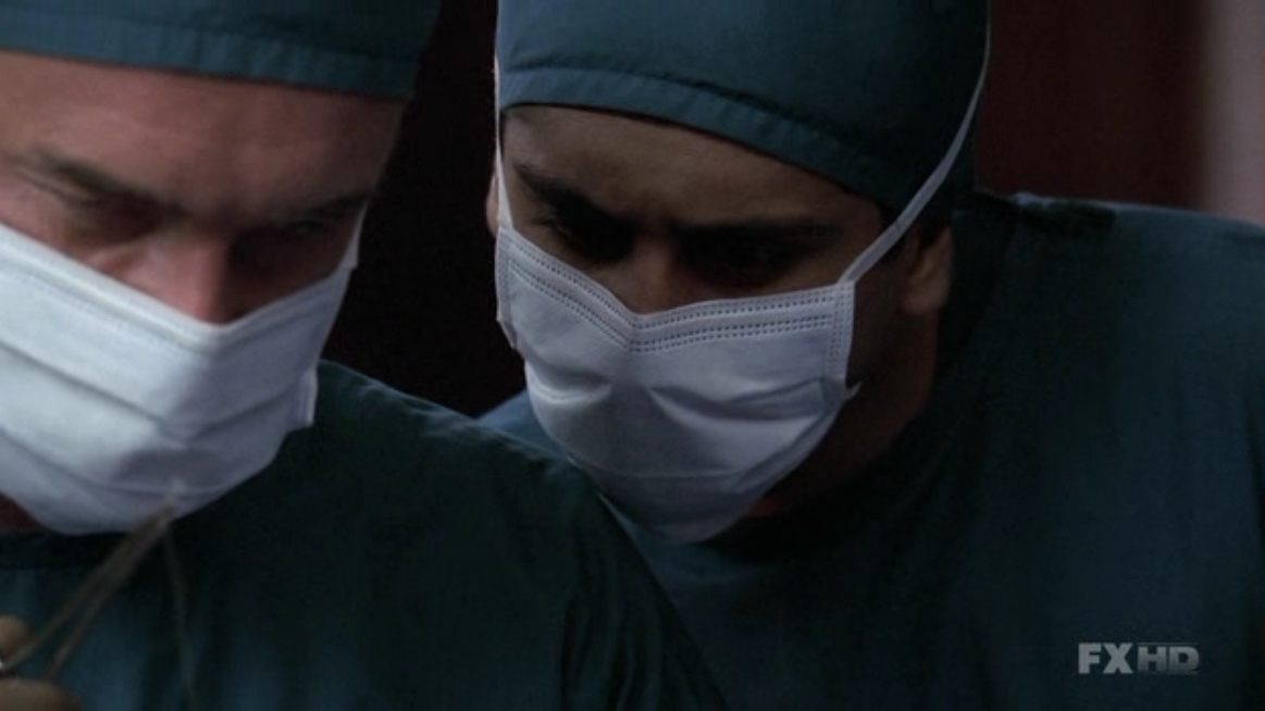 Charmed-Online-dot-NL-NipTuck5x15-1247.jpg