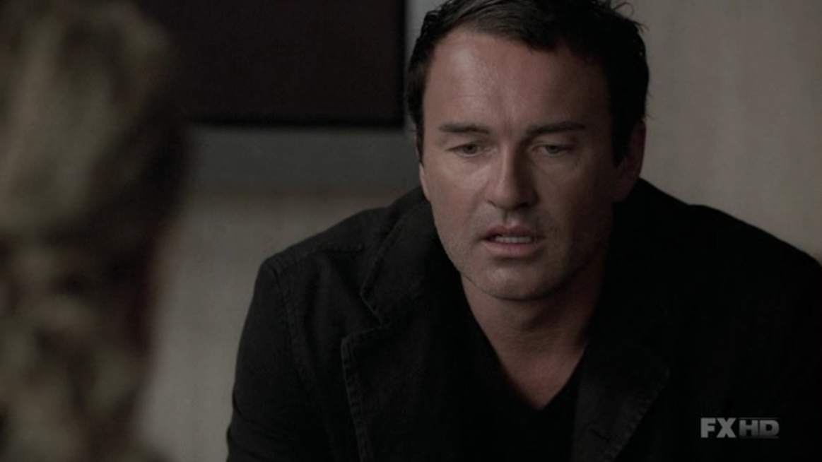Charmed-Online-dot-NL-NipTuck5x15-1975.jpg