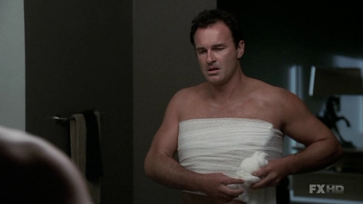 Charmed-Online-dot-NL-NipTuck5x15-2318.jpg Charmed-Online-dot-NL-NipTuck5x15-2318.jpg