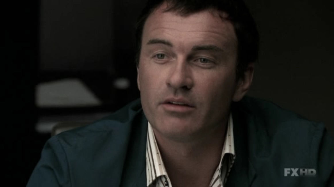 Charmed-Online-dot-NL-NipTuck5x16-0083.jpg